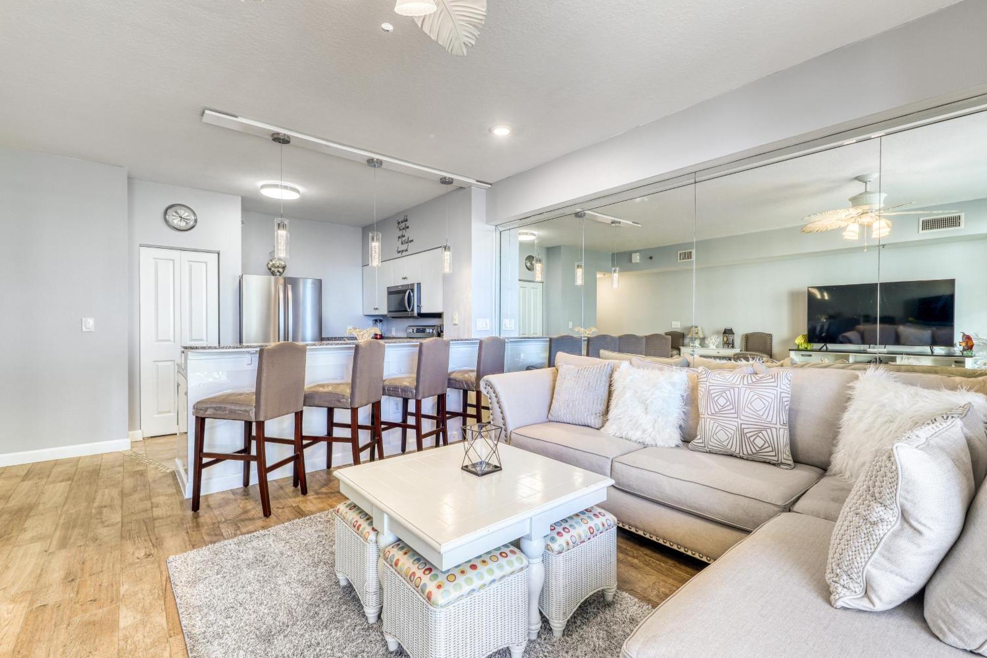 Shores Of Panama Resort By Vacasa Panama City Beach Room photo