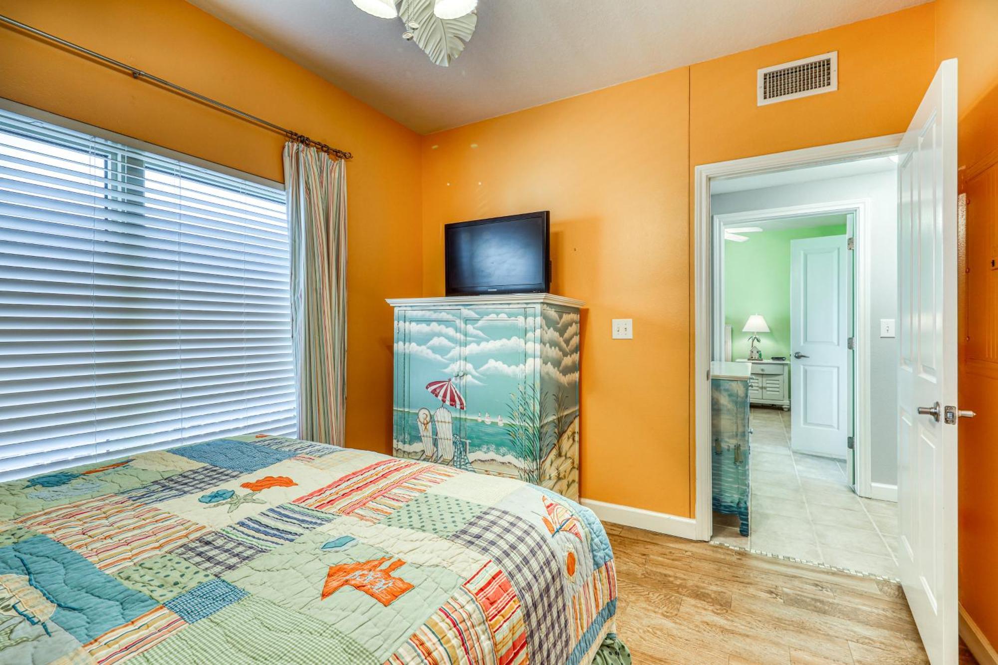 Shores Of Panama Resort By Vacasa Panama City Beach Room photo