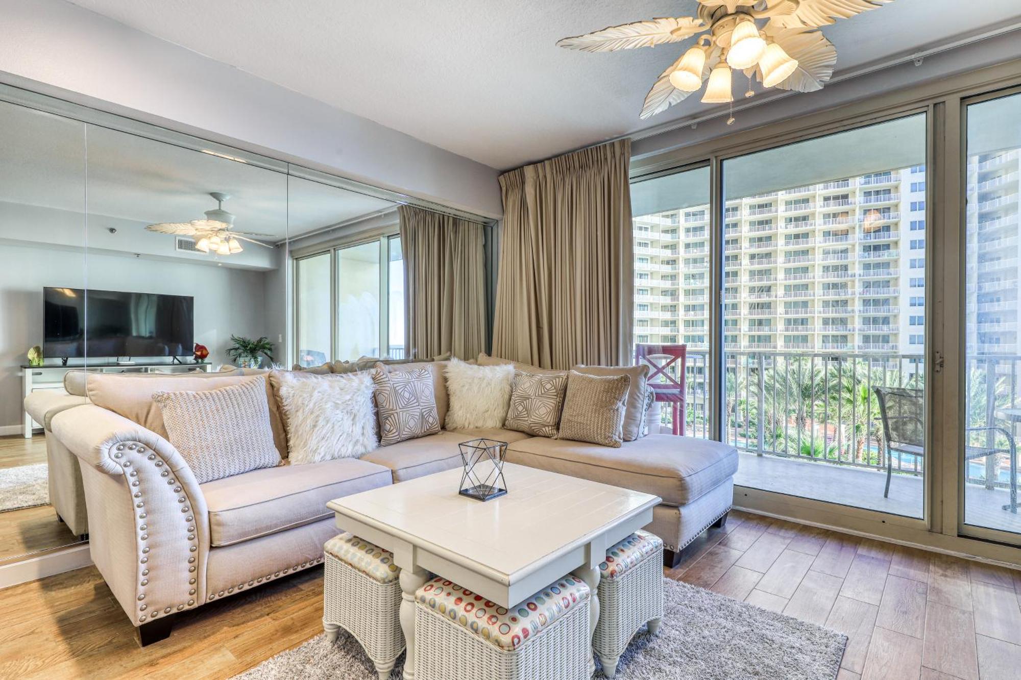 Shores Of Panama Resort By Vacasa Panama City Beach Room photo